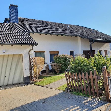 Ferienwohnung Schlossblick บัดไบรซิก ภายนอก รูปภาพ